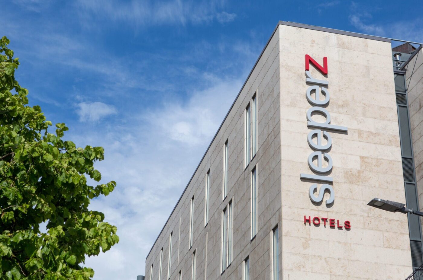 The exterior of Sleeperz Hotel
